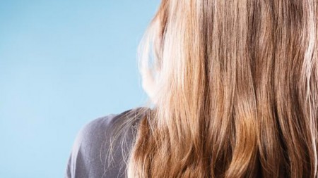 pousse cheveux femme